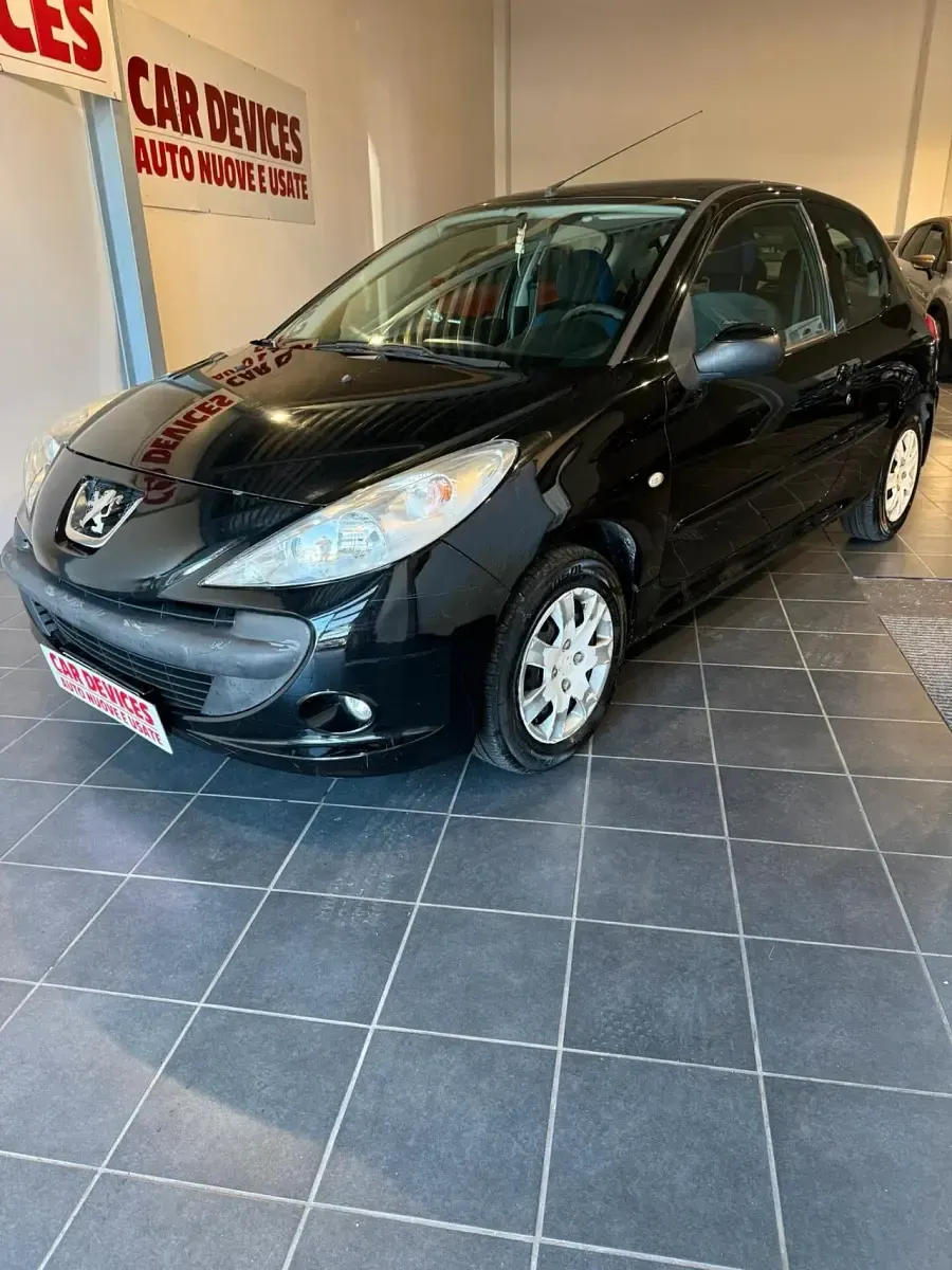 Usata Peugeot 206 57 CV (41 kW) 2012 Nero Berlina