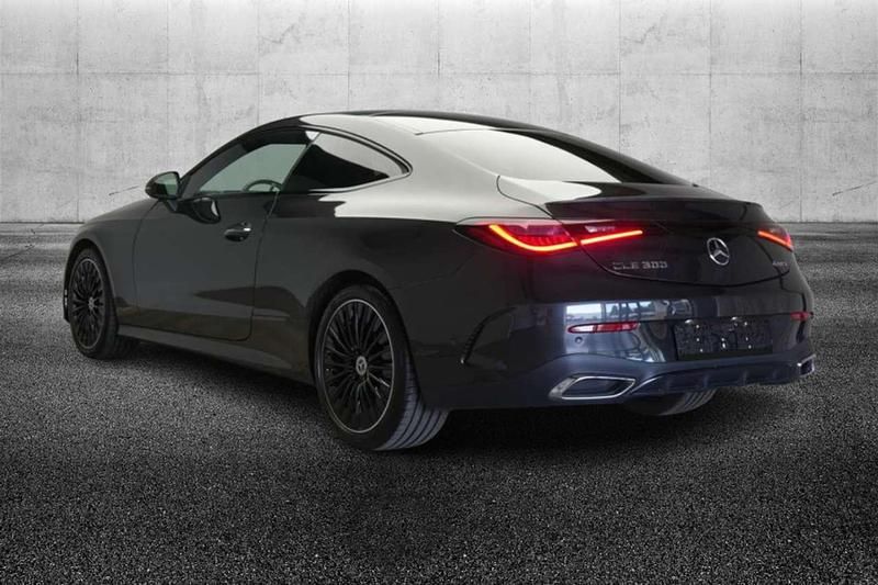 Usata Mercedes CLE300 Advanced 258 CV (189 kW) 2024 Grigio Coupé