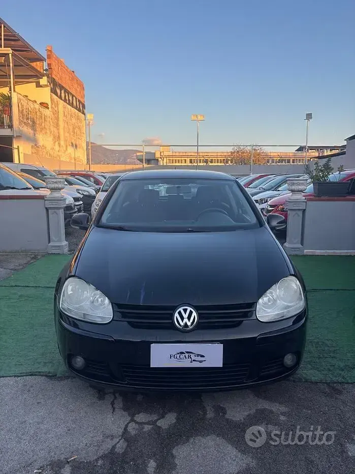 Usata VW Golf V Comfortline 105 CV (77 kW) 2007 Berlina