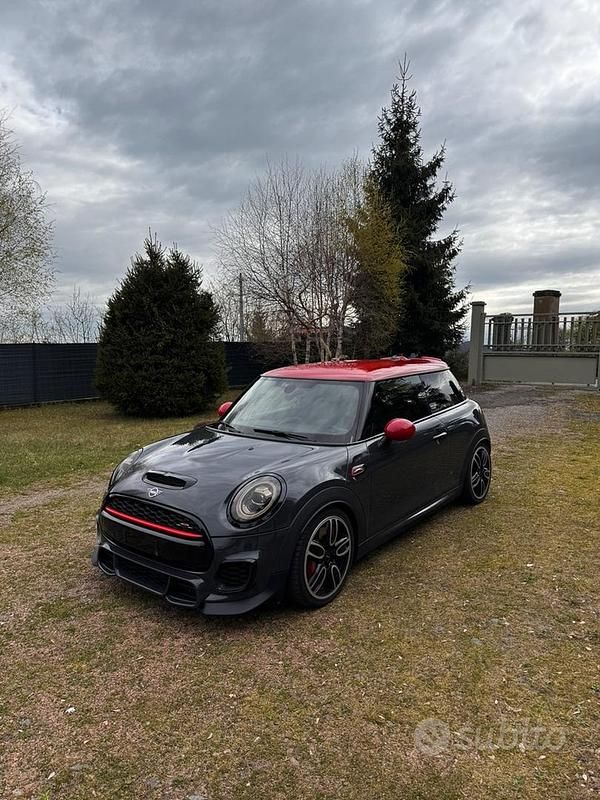 Usata Mini Cooper 231 CV (169 kW) 2019 Grigio Utilitaria