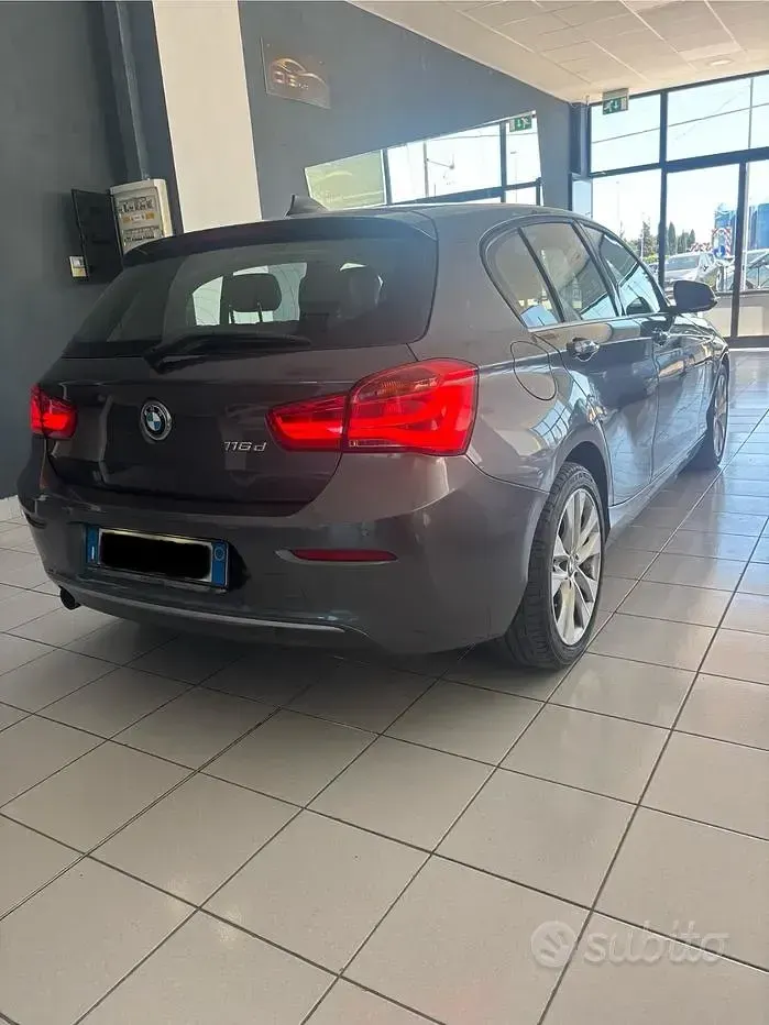 Usata BMW 116 116 CV (85 kW) 2015 Grigio Utilitaria