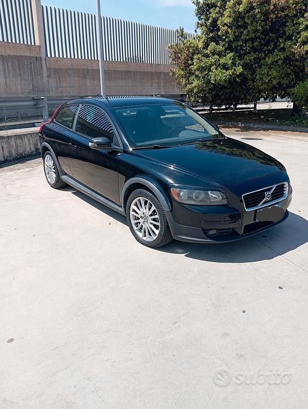 Usata Volvo C30 2009 Nero Utilitaria
