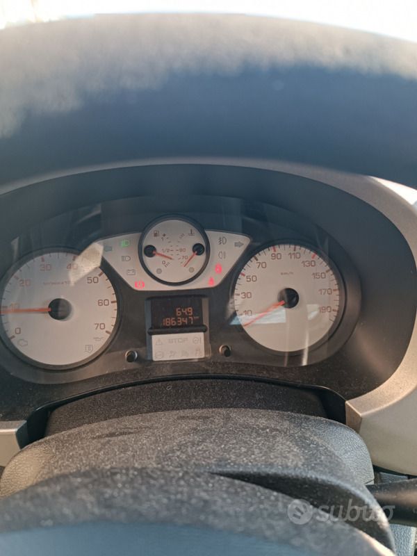 Usata Peugeot Partner Tepee 109 CV (80 kW) 2011 Monovolume