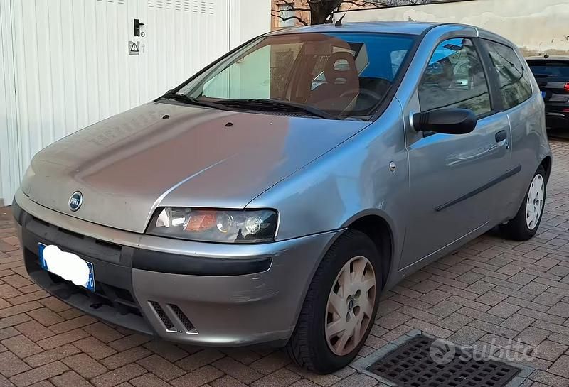 Usata Fiat Punto 2001 Grigio Utilitaria
