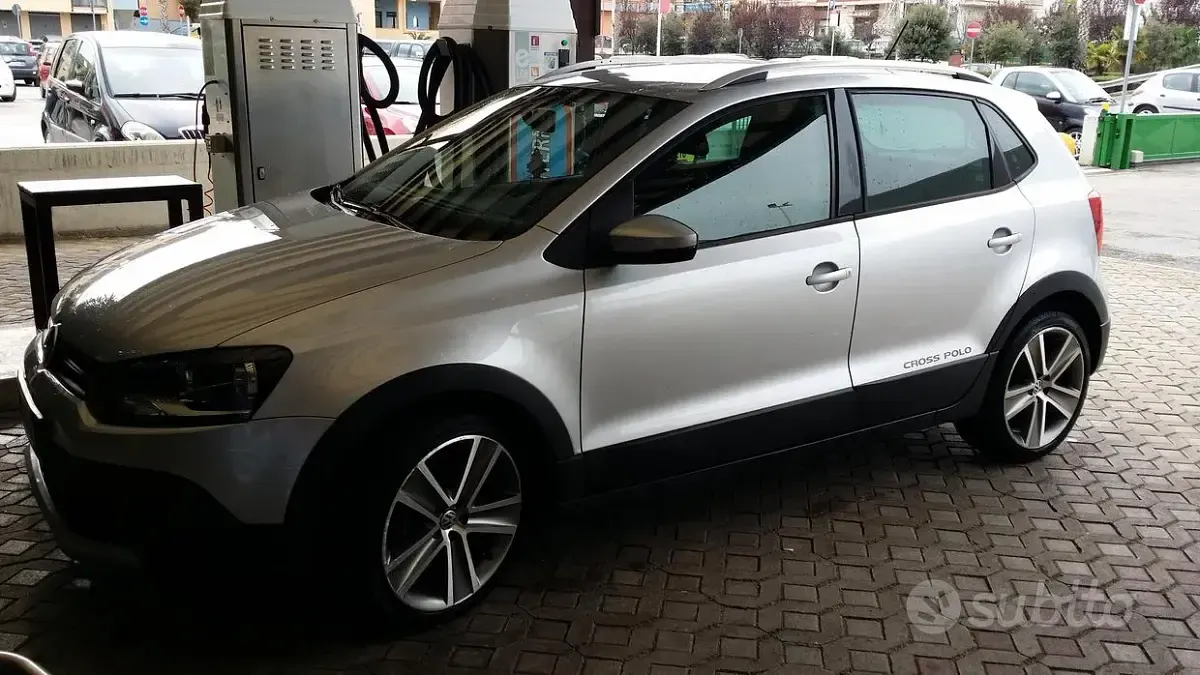 Usata VW Polo Cross 80 CV (58 kW) 2007 Grigio Utilitaria