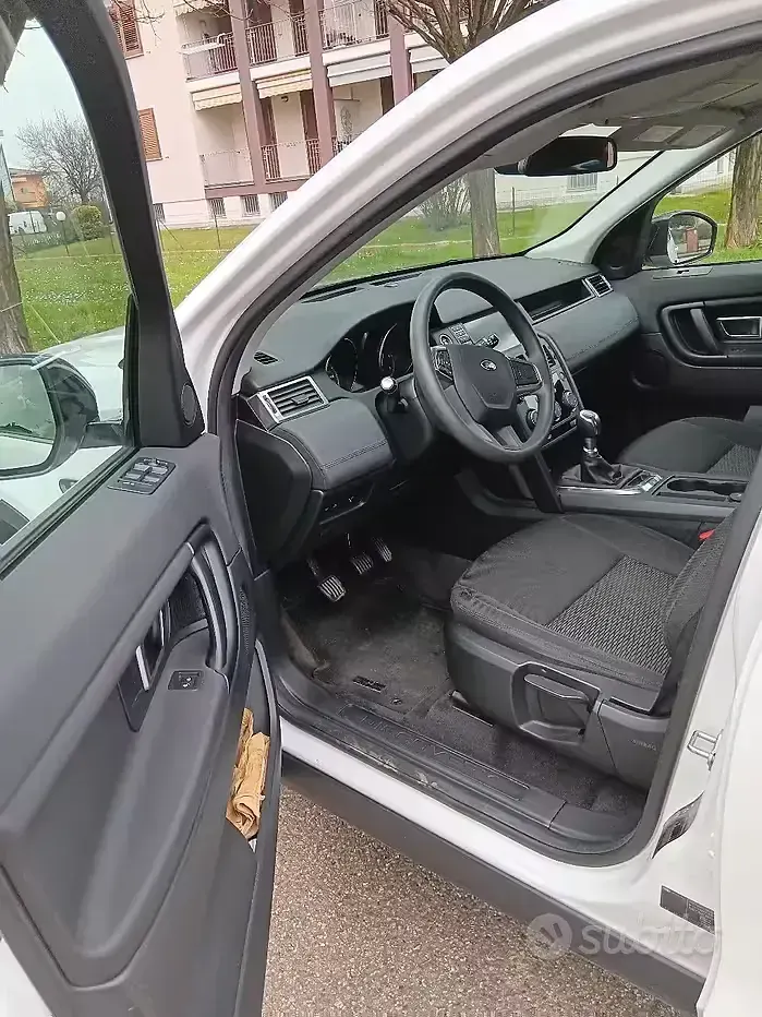 Usata Land Rover Discovery Sport Pure 150 CV (110 kW) 2019 Bianco SUV