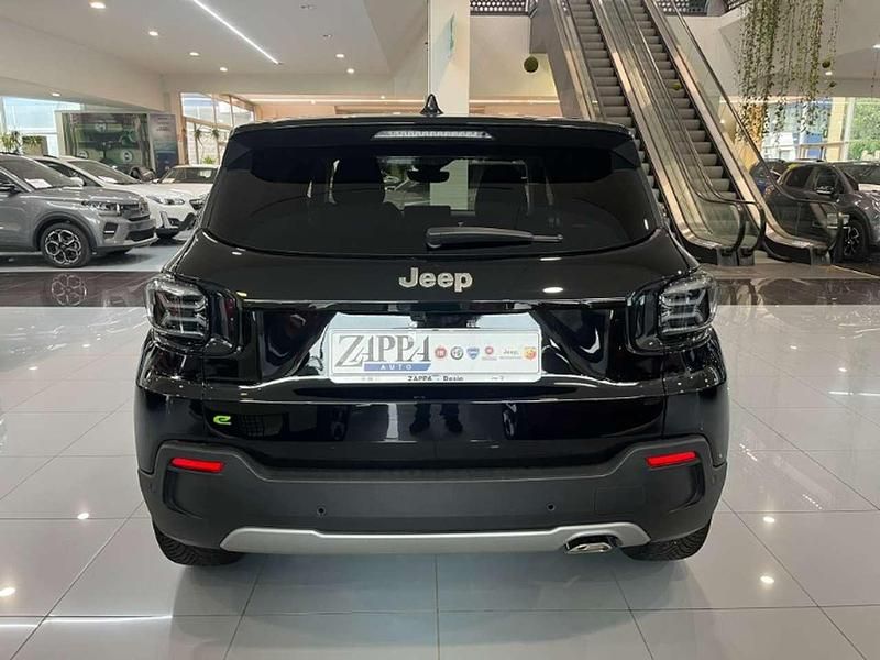 Usata Jeep Avenger Summit 101 CV (74 kW) 2024 Nero SUV