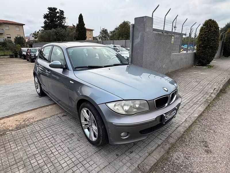 Usata BMW 116 116 CV (85 kW) 2005 Grigio Utilitaria
