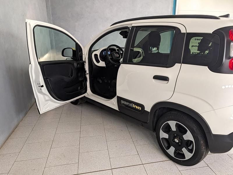 Usata Fiat Panda Cross Cross 70 CV (51 kW) 2024 Bianco Utilitaria