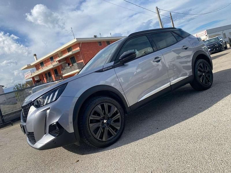 Brugt Peugeot 2008 GT-line 131 HK (96 kW) 2021 Sølv SUV