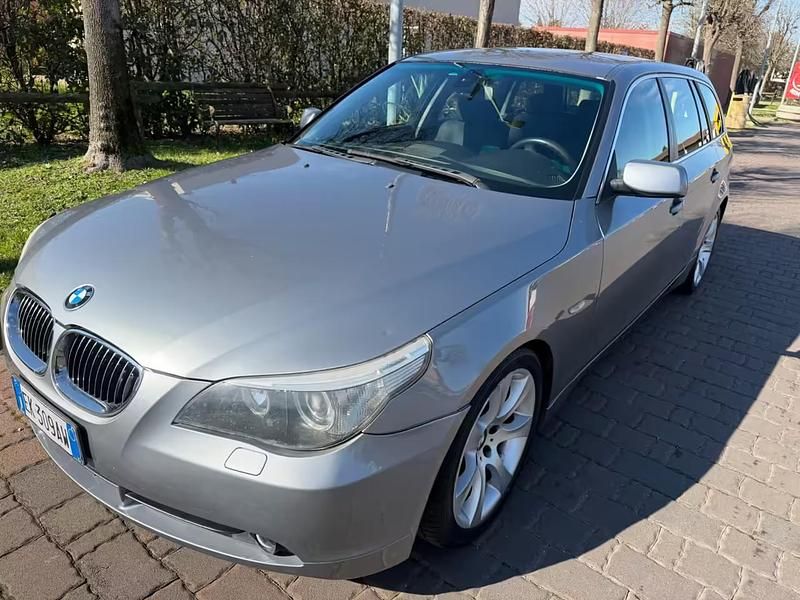Usata BMW 530 217 CV (159 kW) 2005 Grigio Berlina