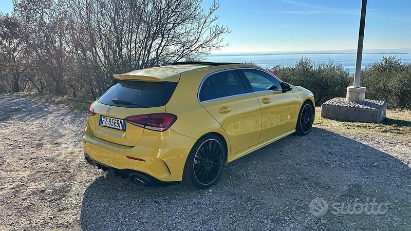 Usata Mercedes A45 AMG AMG 305 CV (224 kW) 2019 Giallo Berlina