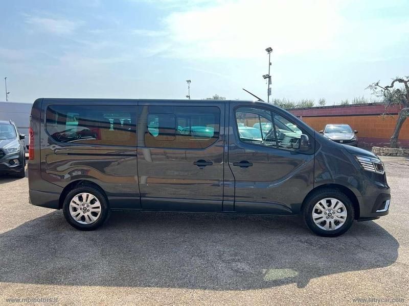 Usata Renault Trafic Equilibre 150 CV (110 kW) 2024 Nero Monovolume