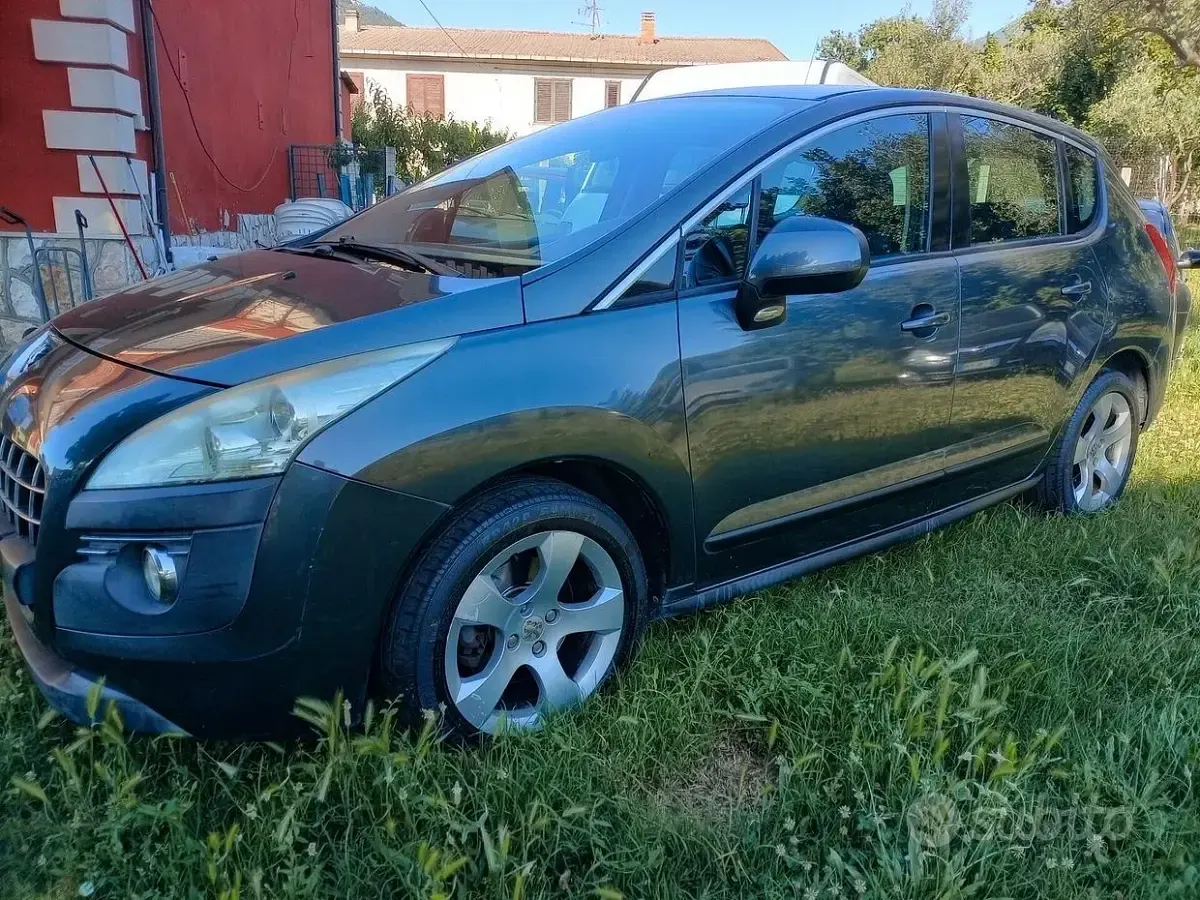 Usata Peugeot 3008 150 CV (110 kW) 2010 Grigio Station wagon