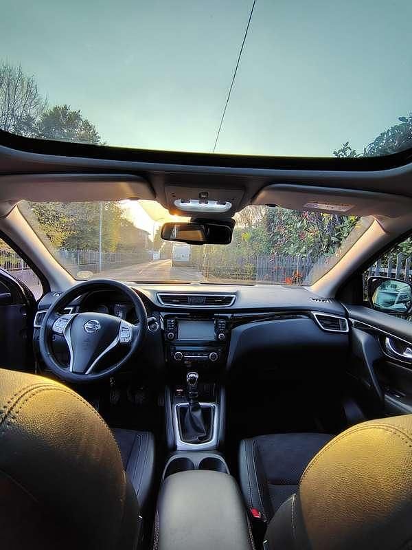 Usata Nissan Qashqai Tekna 131 CV (96 kW) 2017 Nero SUV