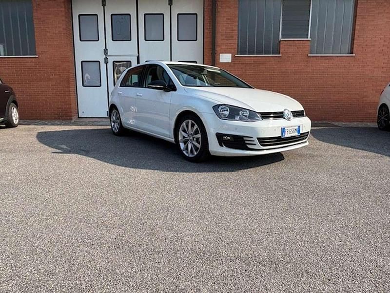 Usata VW Golf VII Highline 122 CV (89 kW) 2013 Bianco Berlina
