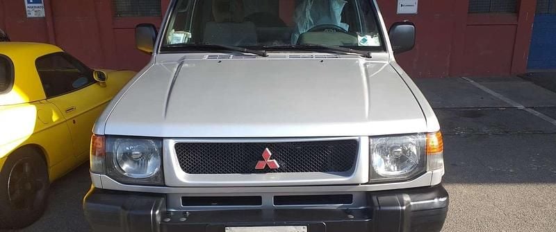 Usata Mitsubishi Pajero Top 99 CV (72 kW) 1998 SUV