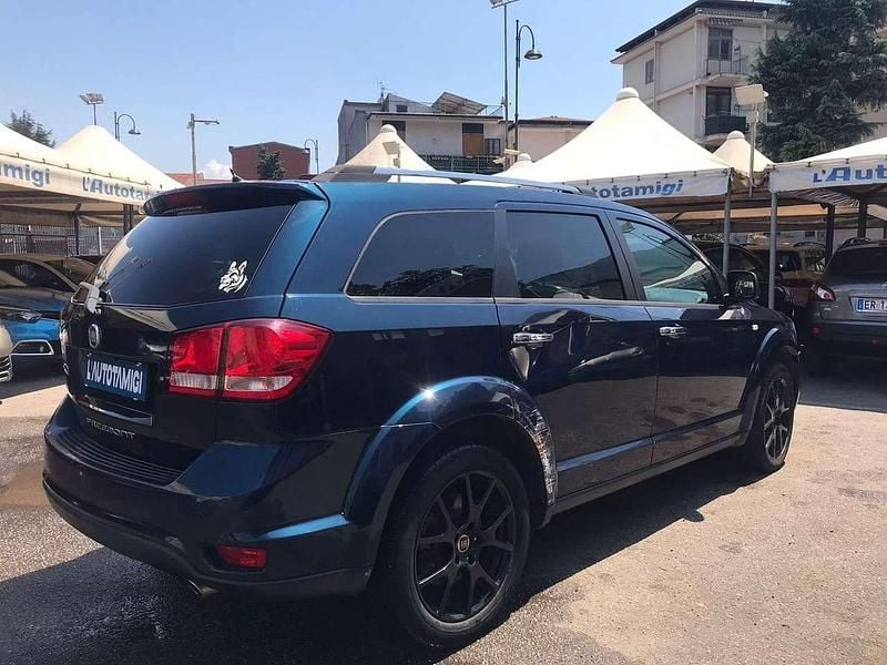 Usata Fiat Freemont Black Code 170 CV (125 kW) 2014 Verde SUV