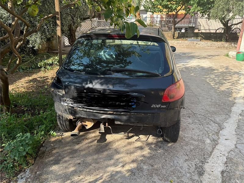 Usata Peugeot 206 71 CV (52 kW) 2003 Nero Berlina