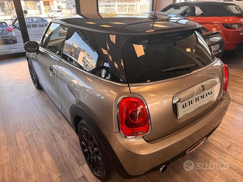 Usata Mini Cooper D Hype 116 CV (85 kW) 2017 Giallo Utilitaria