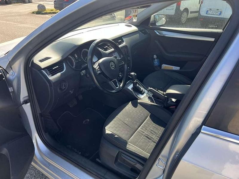 Usado Skoda Octavia G-TEC Ambition 110 CV (80 kW) 2017 Familiar