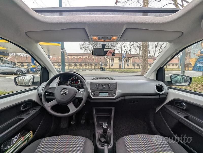 Usata Skoda Citigo Elegance 60 CV (44 kW) 2013 Bianco Utilitaria