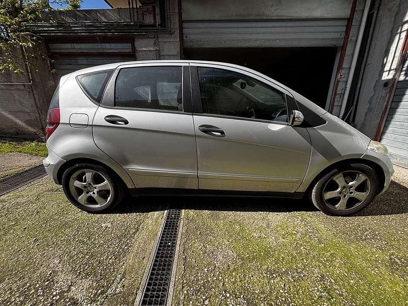 Usata Mercedes A150 Avantgarde 95 CV (69 kW) 2008 Grigio Monovolume