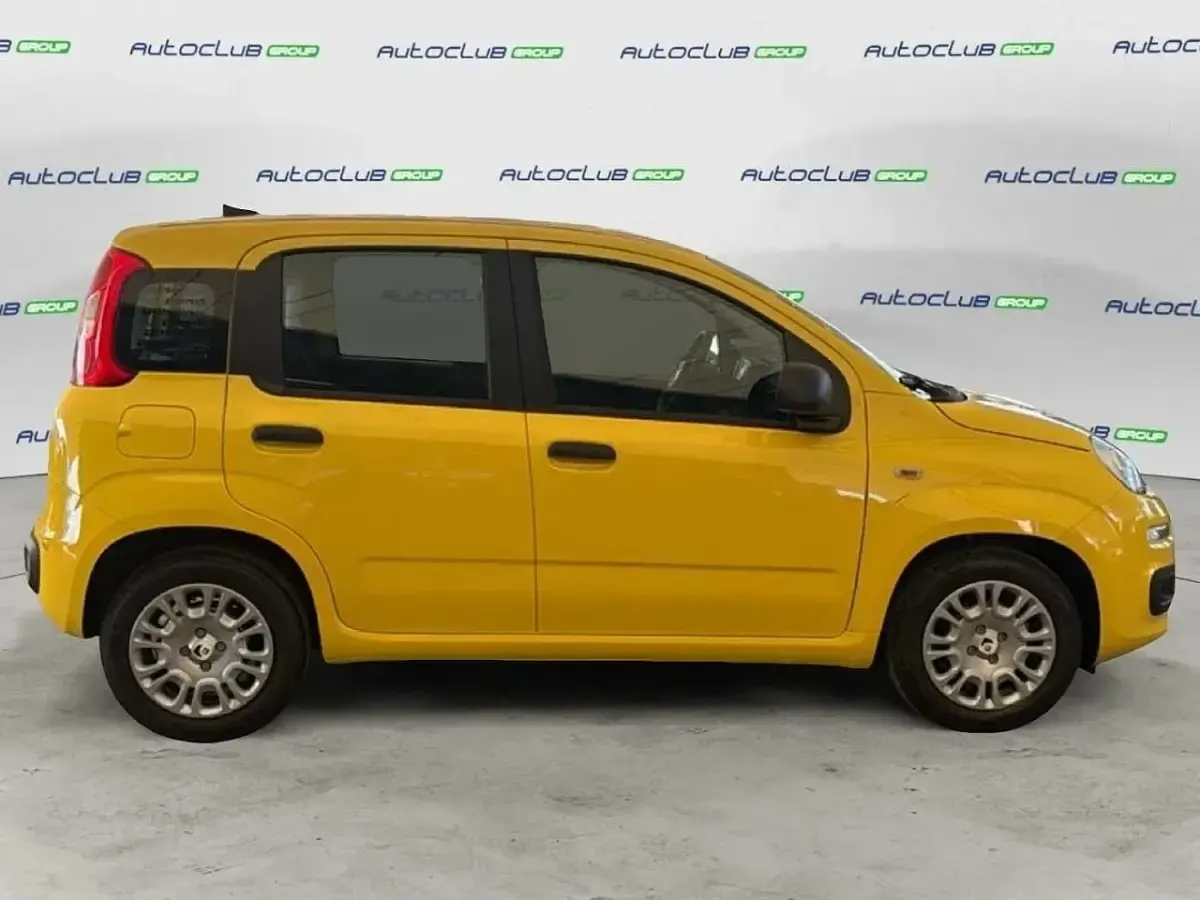 Nuova Fiat Panda Pop 64 CV (47 kW) 2026 Giallo Utilitaria