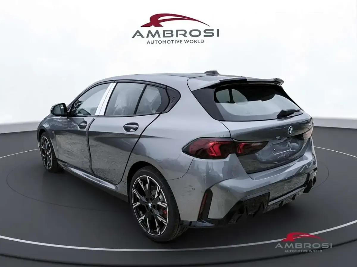 Nuova BMW 120 M Sport 163 CV (119 kW) 2026 Storm bay metallizzato Utilitaria