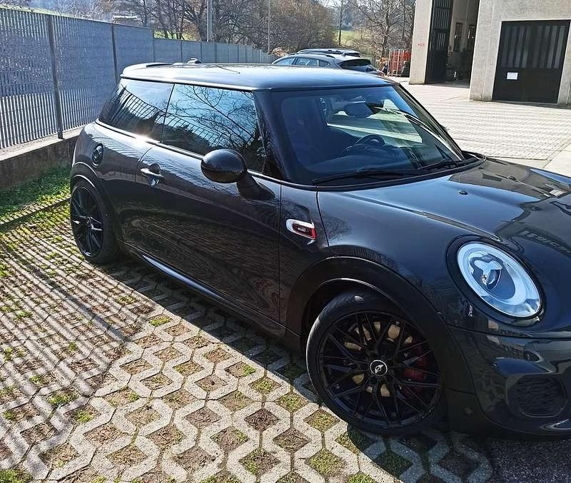 Usata Mini John Cooper Works 231 CV (169 kW) 2015 Grigio Utilitaria