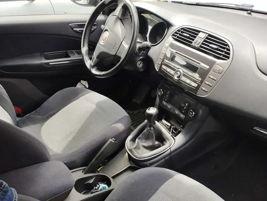 Usata Fiat Bravo 105 CV (77 kW) 2011 Utilitaria