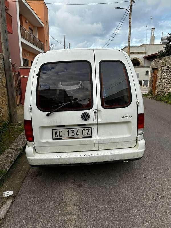 Usata VW Caddy 75 CV (55 kW) 1992 Bianco Monovolume