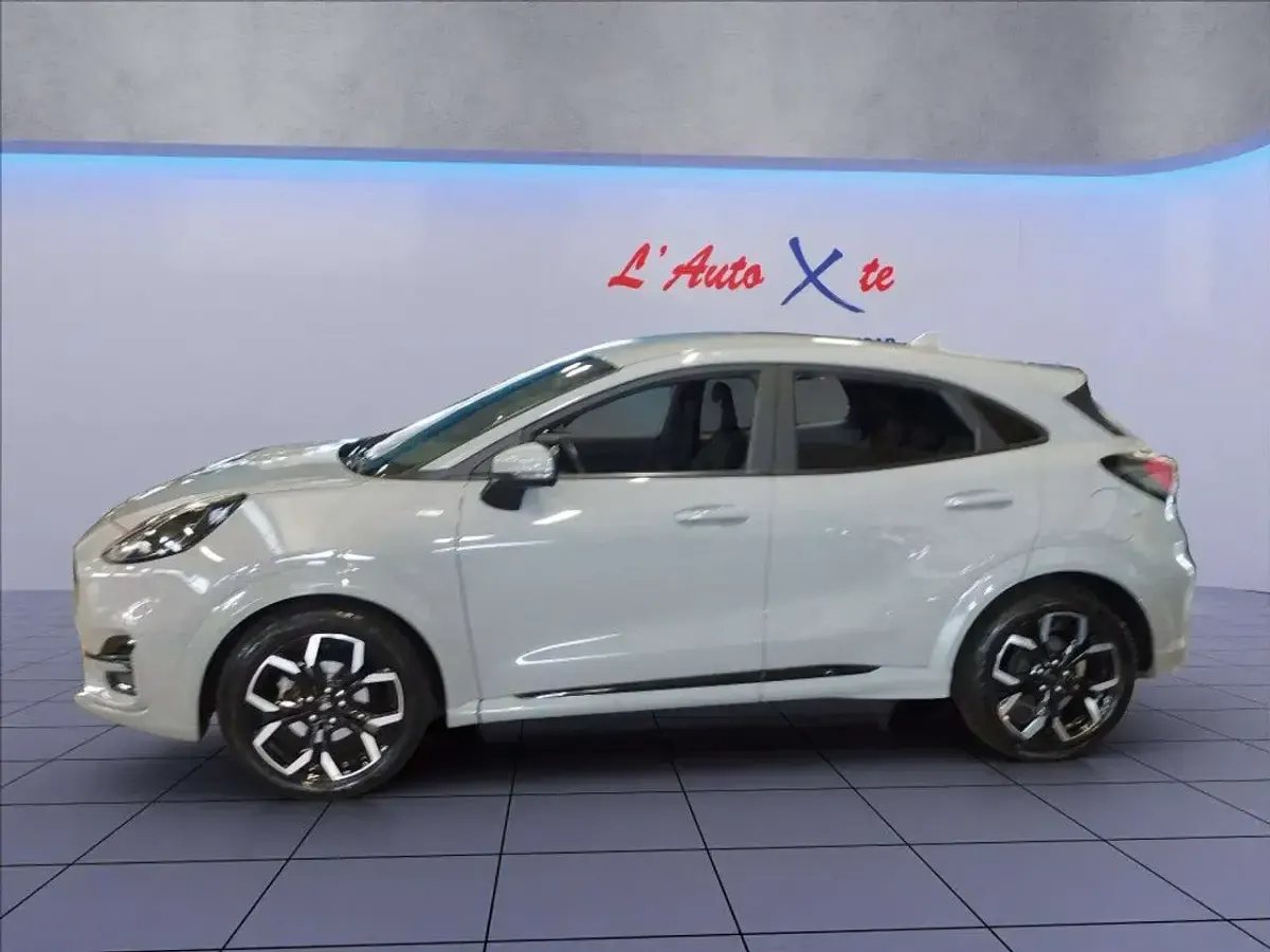 Usata Ford Puma ST-Line X 125 CV (91 kW) 2023 Grigio metallizzato SUV