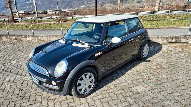 Usata Mini ONE 2004 Nero Utilitaria