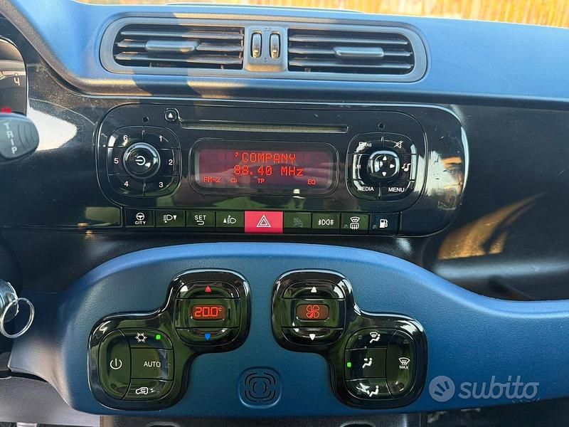 Usata Fiat Panda Lounge 80 CV (58 kW) 2015 Bianco Utilitaria