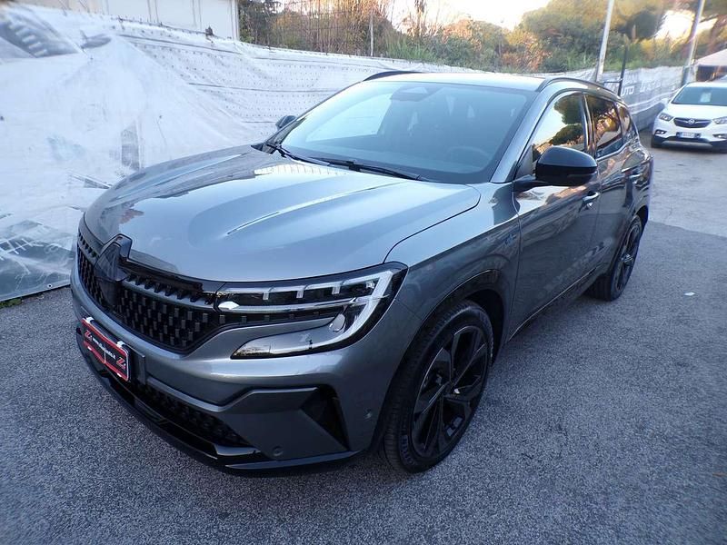 Usata Renault Austral Esprit Alpine 131 CV (96 kW) 2025 Grigio SUV