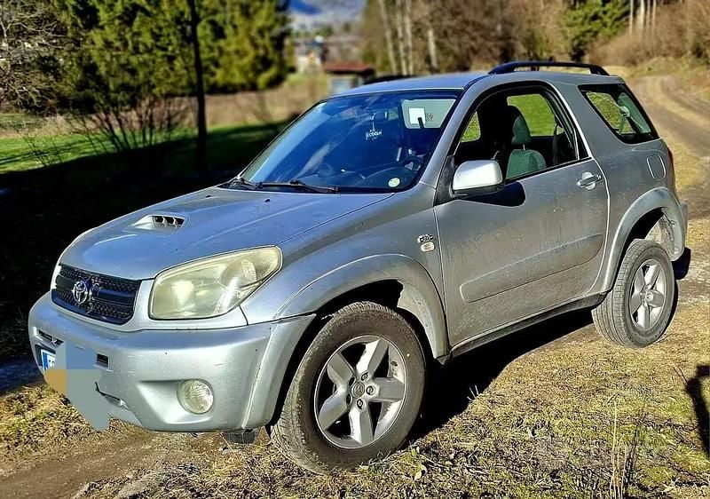 Usata Toyota RAV4 2004 Grigio SUV