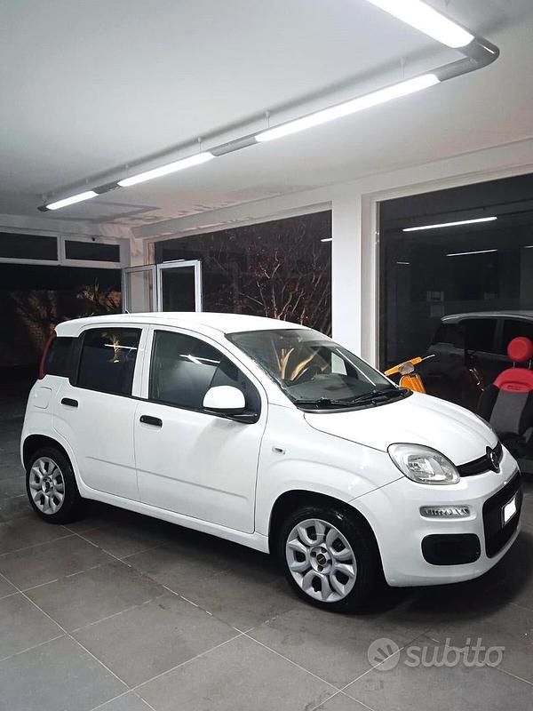 Usata Fiat Panda Easy 80 CV (58 kW) 2018 Bianco Utilitaria