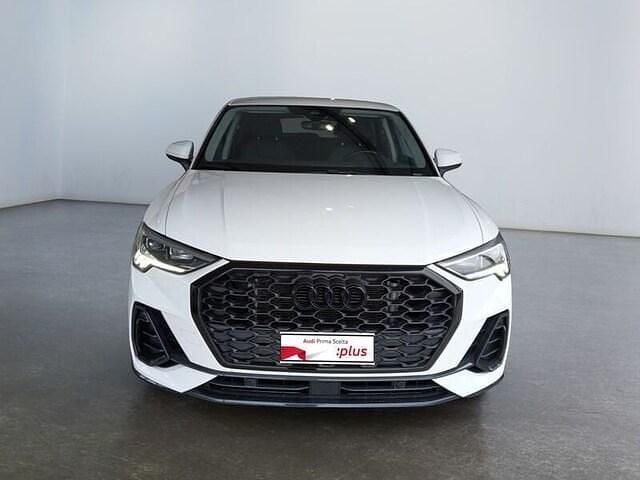Usata Audi Q3 Sportback Business 150 CV (110 kW) 2022 Bianco SUV