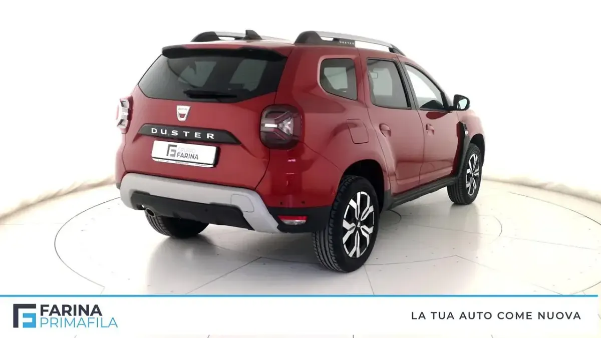 Usata Dacia Duster Prestige 101 CV (74 kW) 2022 Rosso SUV