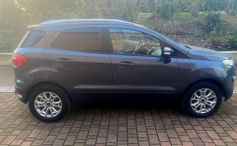 Usata Ford Ecosport Business Edition 125 CV (91 kW) 2015 Blu/azzurro SUV