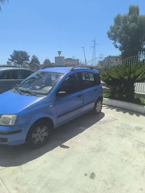 Usata Fiat Panda Dynamic 60 CV (44 kW) 2006 Blu/azzurro Utilitaria