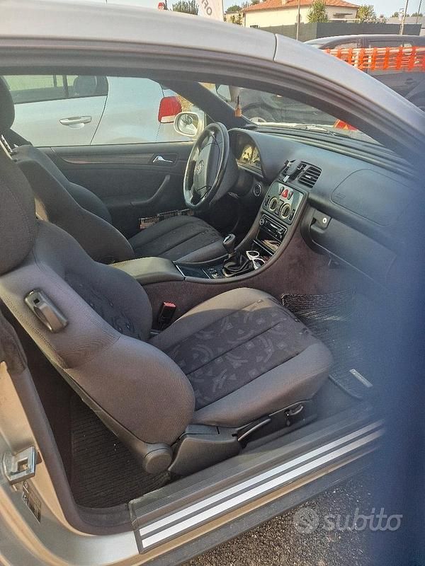 Usata Mercedes CLK200 1999 Grigio