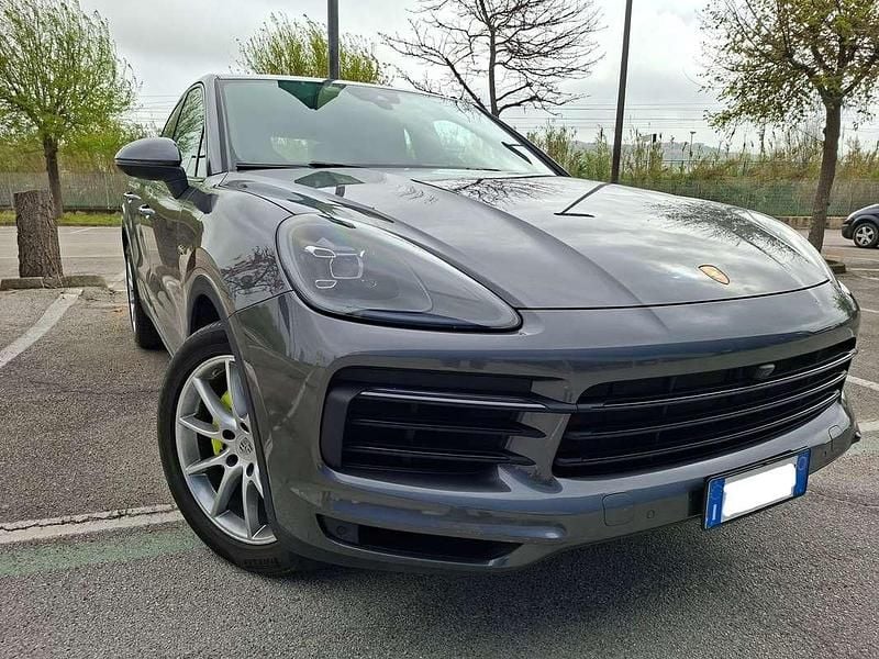 Usata Porsche Cayenne Coupe 340 CV (250 kW) 2021 Grigio Coupé