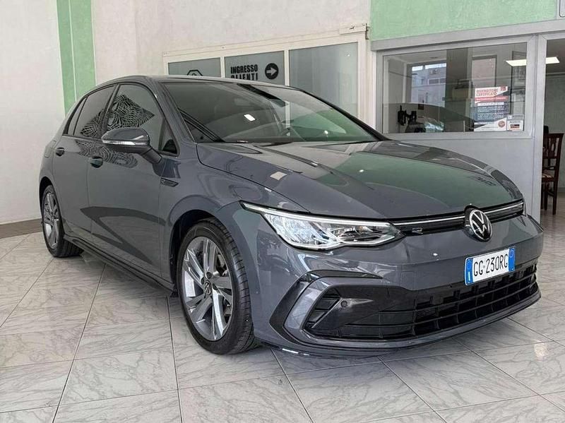Usata VW Golf VIII R-line 150 CV (110 kW) 2021 Grigio
