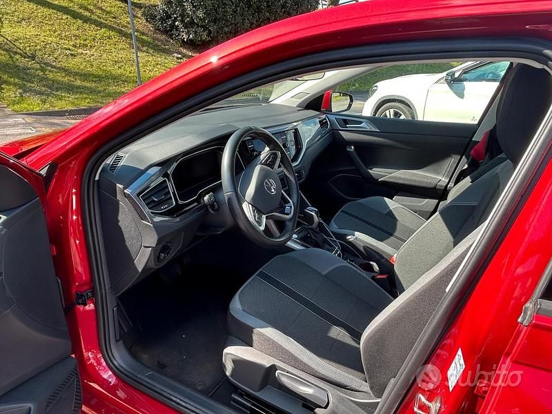 Usata VW Polo 95 CV (69 kW) 2023 Rosso Utilitaria