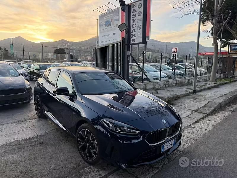 Nuova BMW 118 M Sport 150 CV (110 kW) 2025 Blu Utilitaria