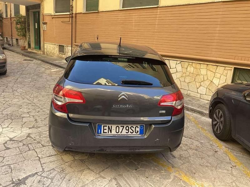 Usata Citroën C4 Attraction 111 CV (81 kW) 2012 Berlina