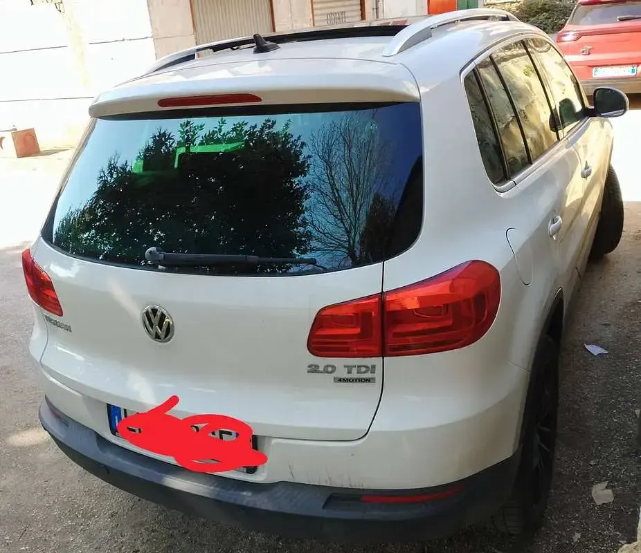 Usata VW Tiguan 140 CV (102 kW) 2012 Bianco SUV