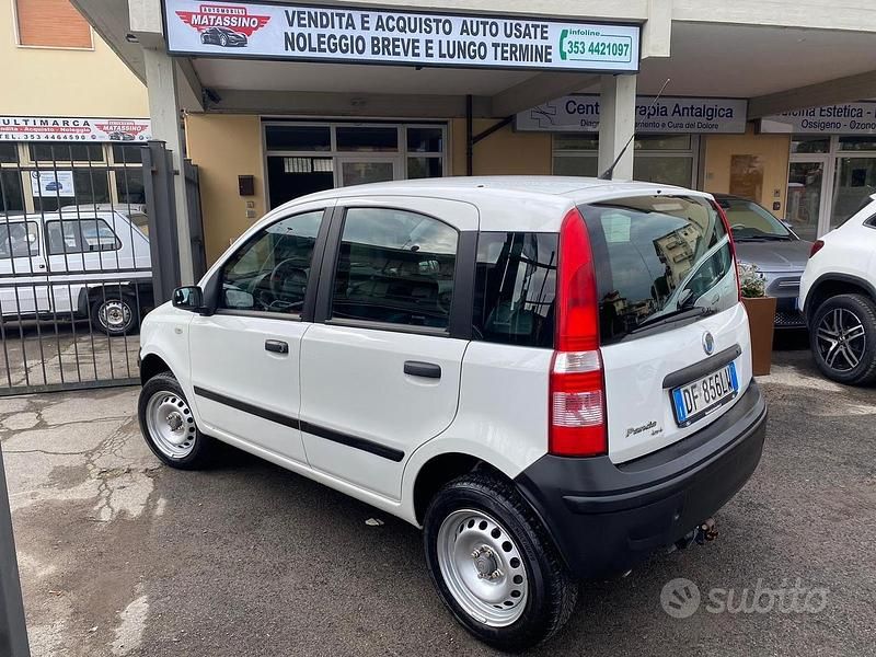 Usata 2007 Fiat Panda 4x4 Climbing Due volumi | 3900 € (Super prezzo) - Immagine 1/4
